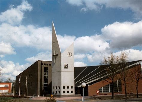 Foto van het kerkgebouw De Oase in Drachten.