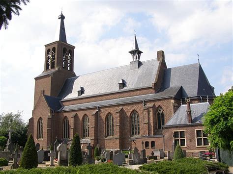 foto van meerdere kerkgebouwen in Wassenaar