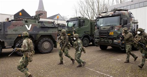 Militaire oefeningen in de omgeving van Breda