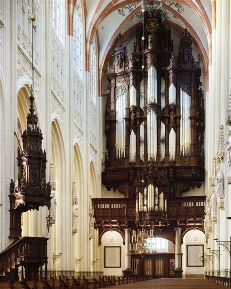 De orgelkas van Hendrik Niehoff in de Sint-Nicolaaskerk