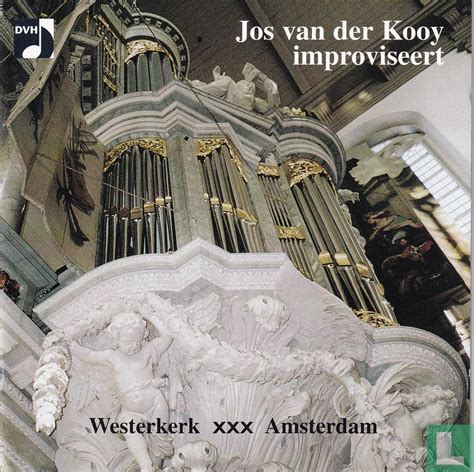 Jos van der Kooy bespeelt het Steenkuyl-orgel