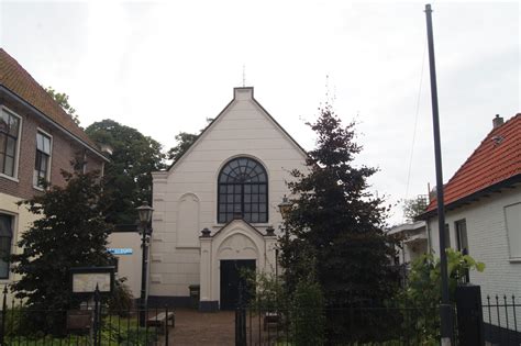 Artistieke impressie van de Doopsgezinde kerk aan de Onnastraat in Steenwijk