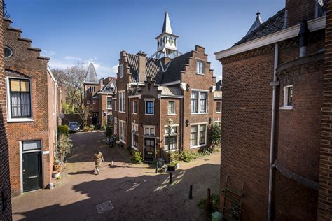 vervallen huizen in de Schilderswijk