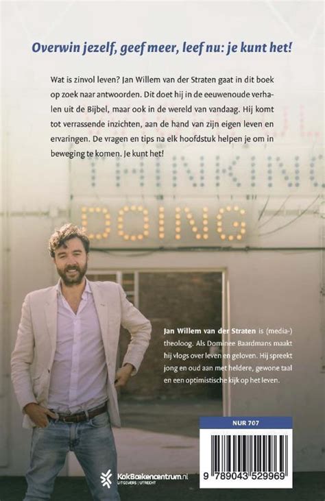 Een collage van beelden: Jan Willem van der Straten die preekt, een screenshot van zijn vlog, en de cover van zijn boek.