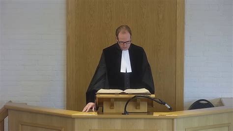 Ds. A. Vonk Noordegraaf tijdens zijn bevestiging
