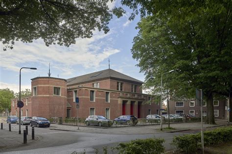 Impressie van de Vredeskerk Tilburg, herbestemd tot co-living.