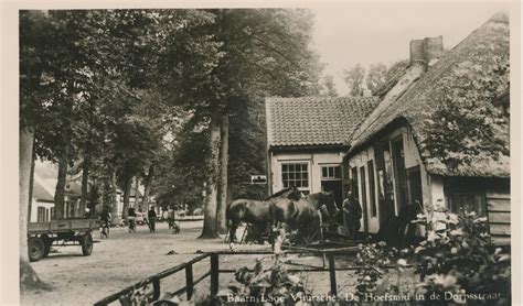 Historische foto van de Adventkerk Baarn of een ander kenmerkend kerkgebouw in Baarn.