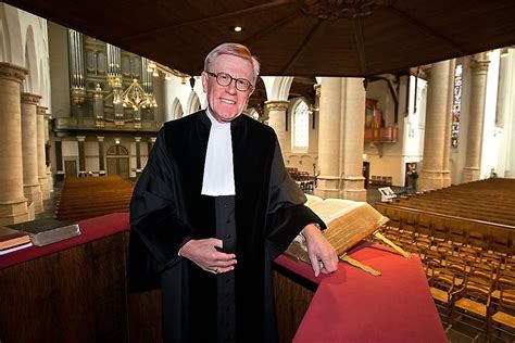 portretfoto van ds. H. Liefting