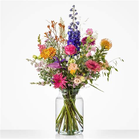 Een prachtig samengesteld boeket bloemen
