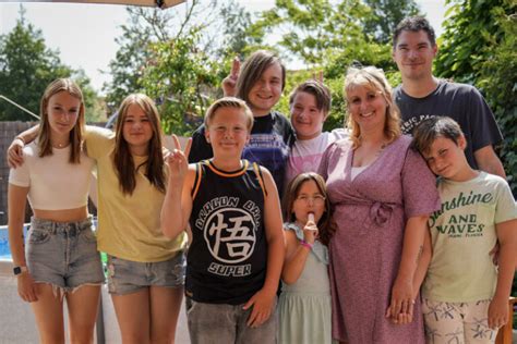 Foto van Peter Wildeman achter een orgel