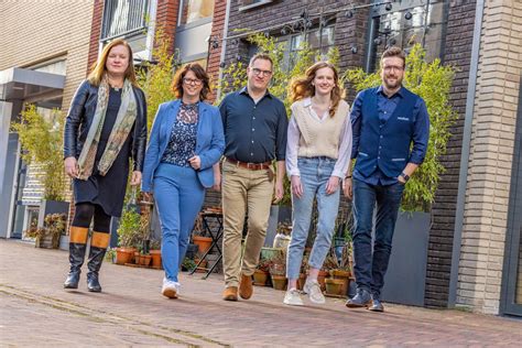 Collage van sprekers en locaties van BEAM Kerkdiensten