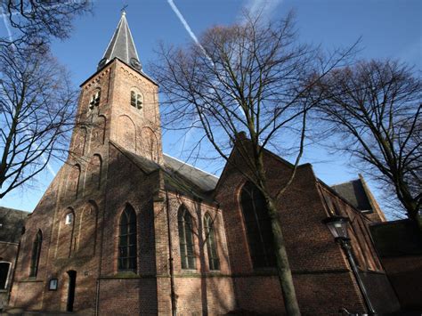 Historische foto van de Geertekerk in Utrecht.