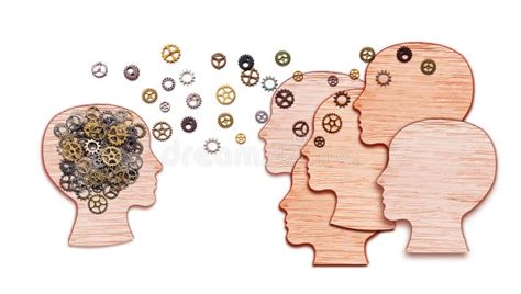 symbool van communicatie, bijvoorbeeld sprekende hoofden met pijlen