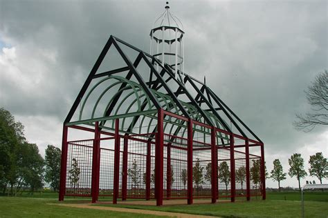 Portretten van bekende doopsgezinden zoals Aagje Deken en Menno Simons