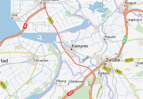 Plattegrond van Kampen met de locatie van de Nieuwe Kerk gemarkeerd