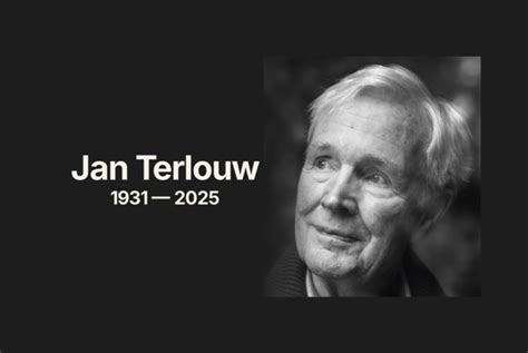 een portretfoto van Jan Terlouw