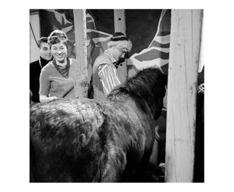 Foto van Nan Wamelink op de set bij 