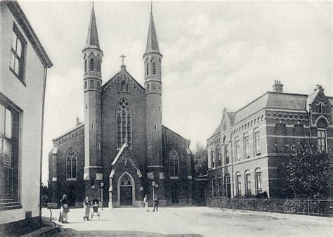 Oude prent van een kerkgebouw in Zwartsluis