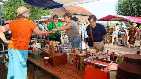 Foto van de Maranathakerk in Giessenburg