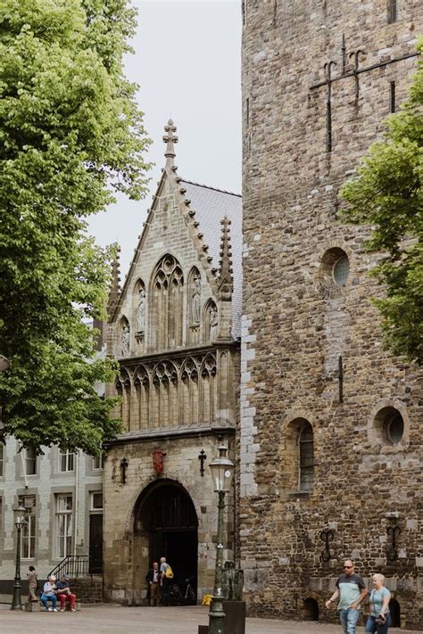 Foto van de buitenkant van de Immanuelkerk Maastricht
