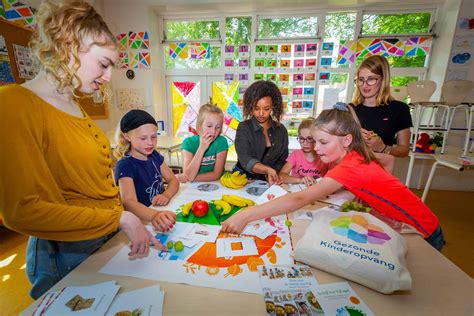 foto van een kliederkerk activiteit