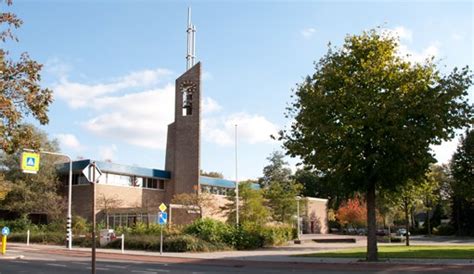 Foto van de Bethelkerk Ede tijdens een dienst