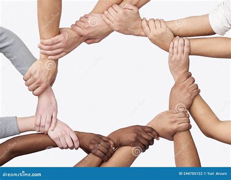 Foto van een groep predikanten die verbonden waren aan de kerk