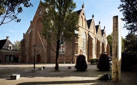 Illustratie van de Grote of Jacobijnerkerk in Leeuwarden.