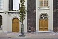 Neoclassicistische ingangspartij van de kerk van Wons na restauratie