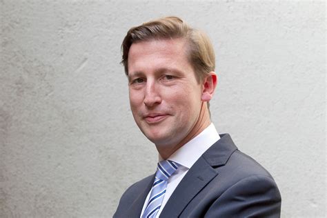 Portretfoto van Dr. Aart Nederveen, hoofdredacteur van Wapenveld