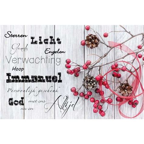 Een selectie van diverse christelijke kerstkaarten met traditionele en moderne ontwerpen.