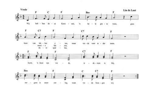 Een bladmuziek met diverse talen