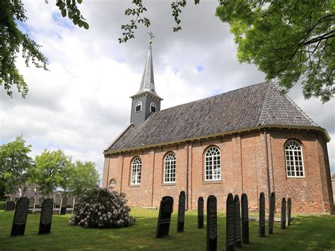 Foto van de Centrumkerk met de naam duidelijk zichtbaar
