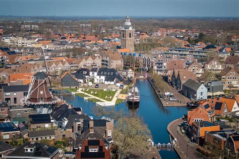 Illustratie van de DORE-kerk in Meppel