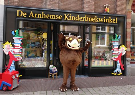 Interieurfoto van een boekwinkel