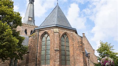 Foto van Het Visnet kerkgebouw.