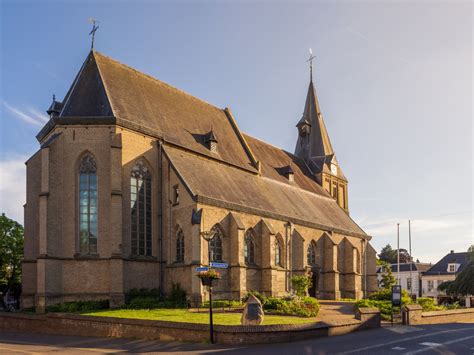 afbeelding van een oude school in Aalten