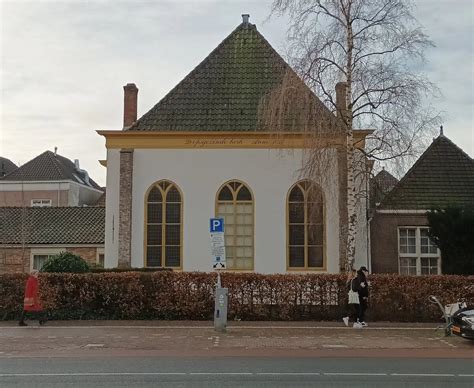 Foto van de Doopsgezinde Vermaning in Medemblik, een schuilkerk uit 1687.