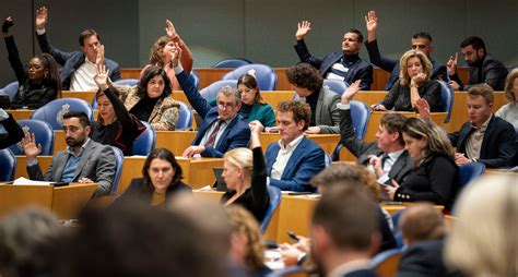 Foto van de synodezaal tijdens de stemming