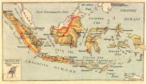 Kaart van Nederlands-Indië met belangrijke locaties genoemd in de tekst