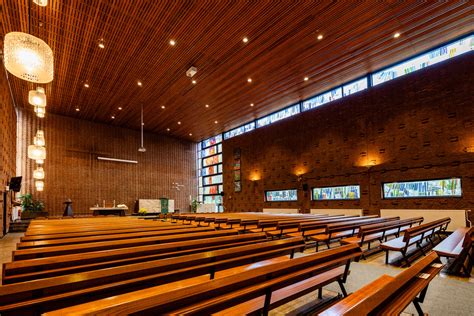 interieur van de Pniëlkerk