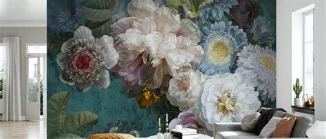 Illustratie van bloemen en natuur met een subtiele religieuze ondertoon