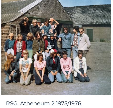Foto van de RSG in Enkhuizen, waar de kerkdiensten plaatsvinden