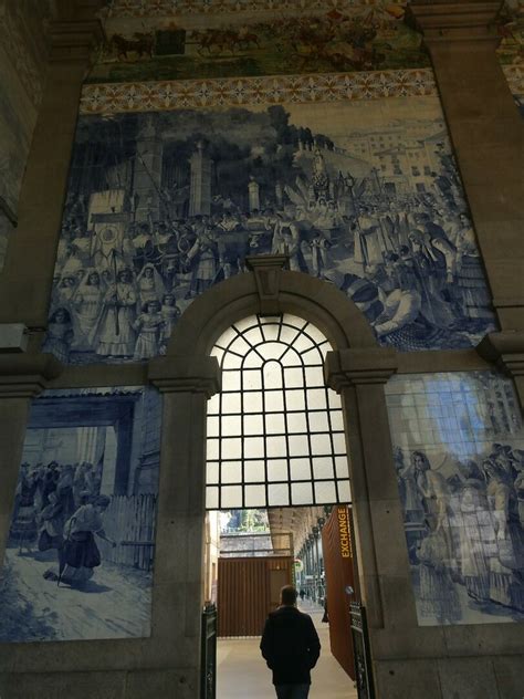 Kerk van São Bento met kenmerkende azulejos