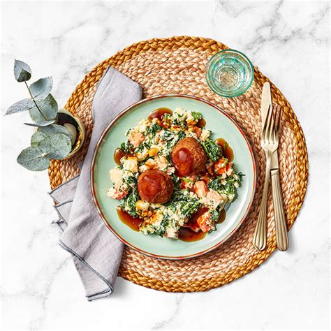 Foto van een gemeenschappelijke maaltijd in de Ontmoeting