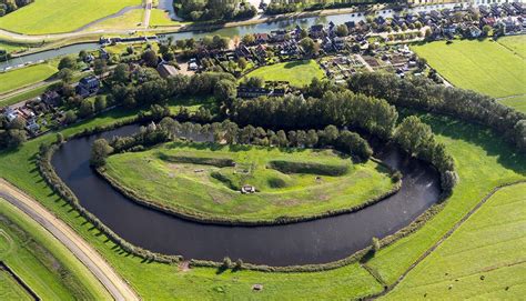 Illustratie van een fort langs de Waterlinie
