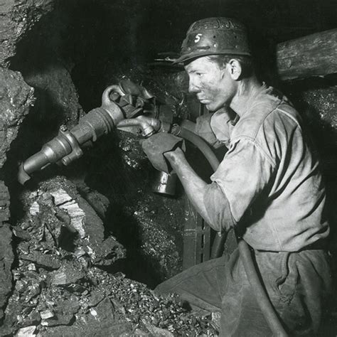 Thematische foto van een mijnwerker of een mijnlandschap