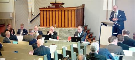 Plattegrond van de CGK Leiden met aanduiding van de kerkzaal en kinderruimtes