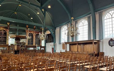 Ds. D. Klinkert (1818-1898) was consulent van de kerk te Bleiswijk.