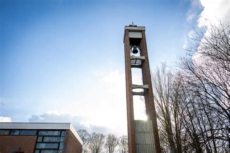 Een kijkje in de klokkentoren van de oude NH kerk, de opslagplaats van drie majestueuze klokken.